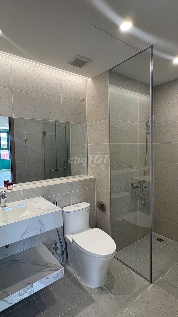 The owner rented the Ascent Lakeside studio district 7 million a month.