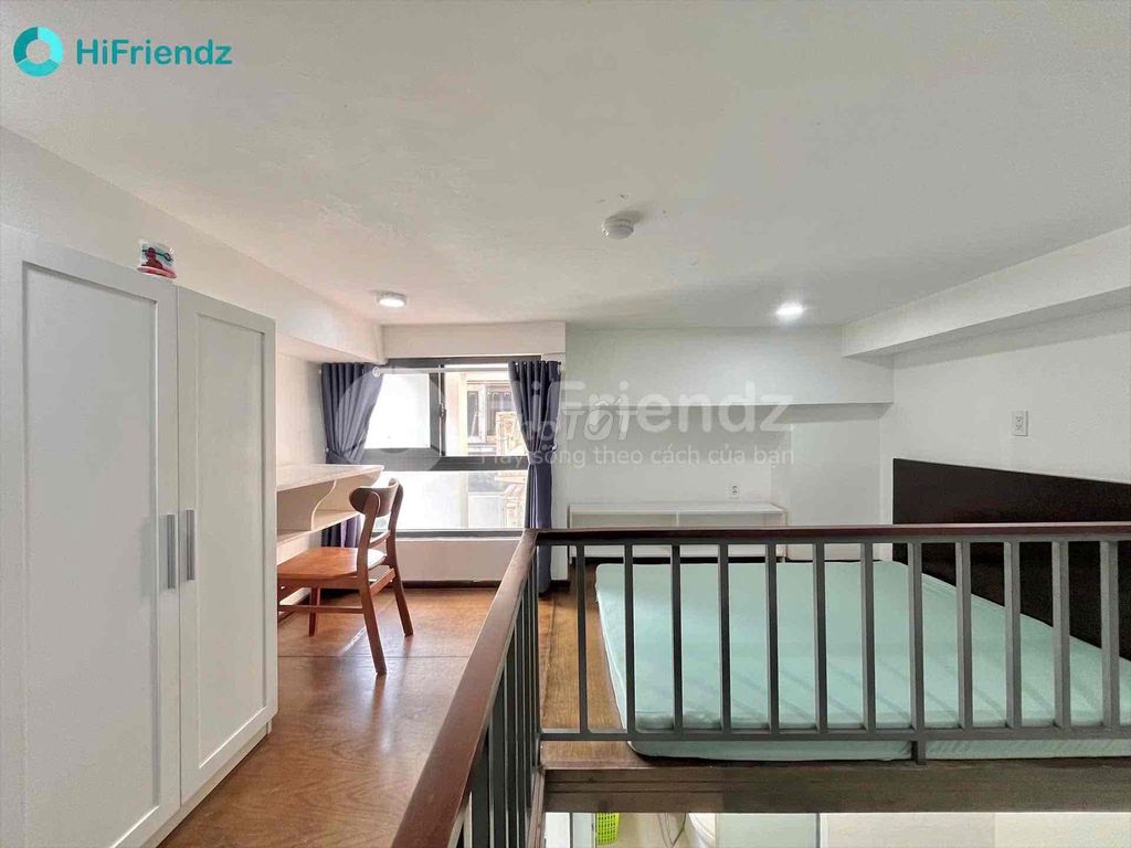 Rent us the 7-Dipex district window 25 meters - Near udf, tdtu