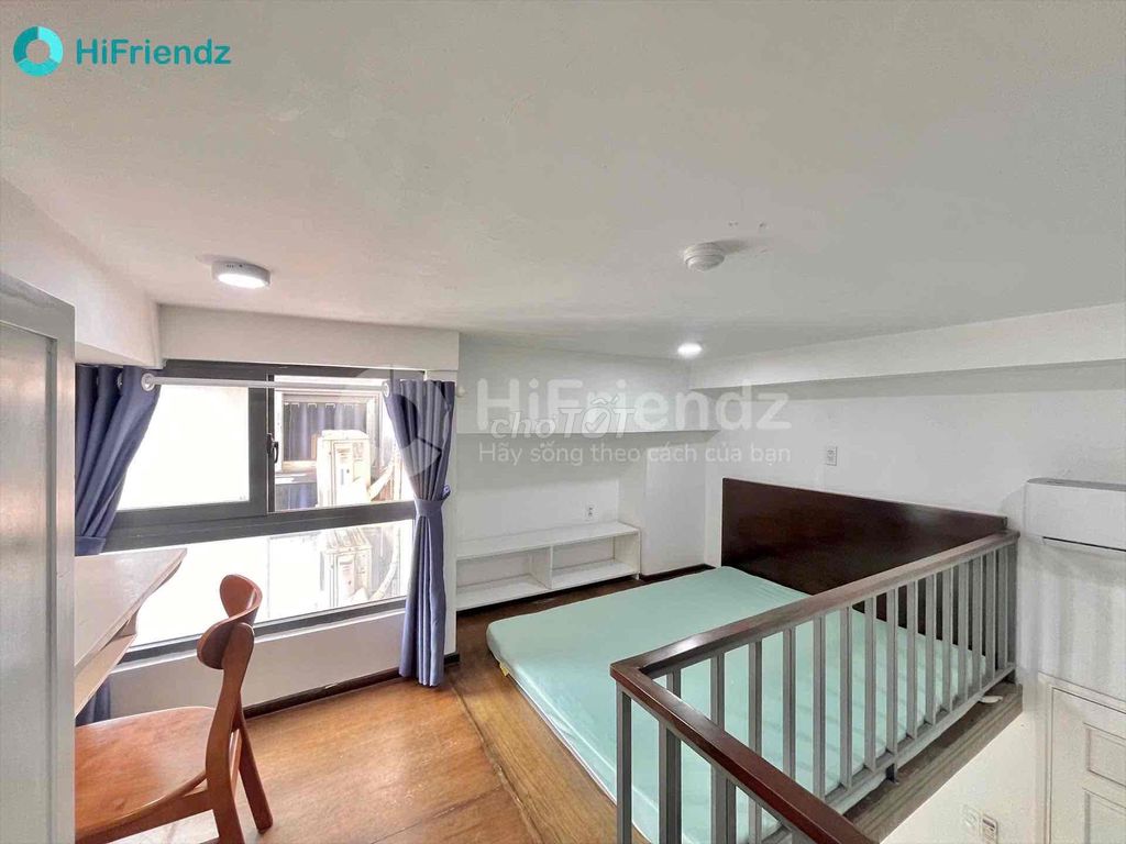 Rent us the 7-Dipex district window 25 meters - Near udf, tdtu