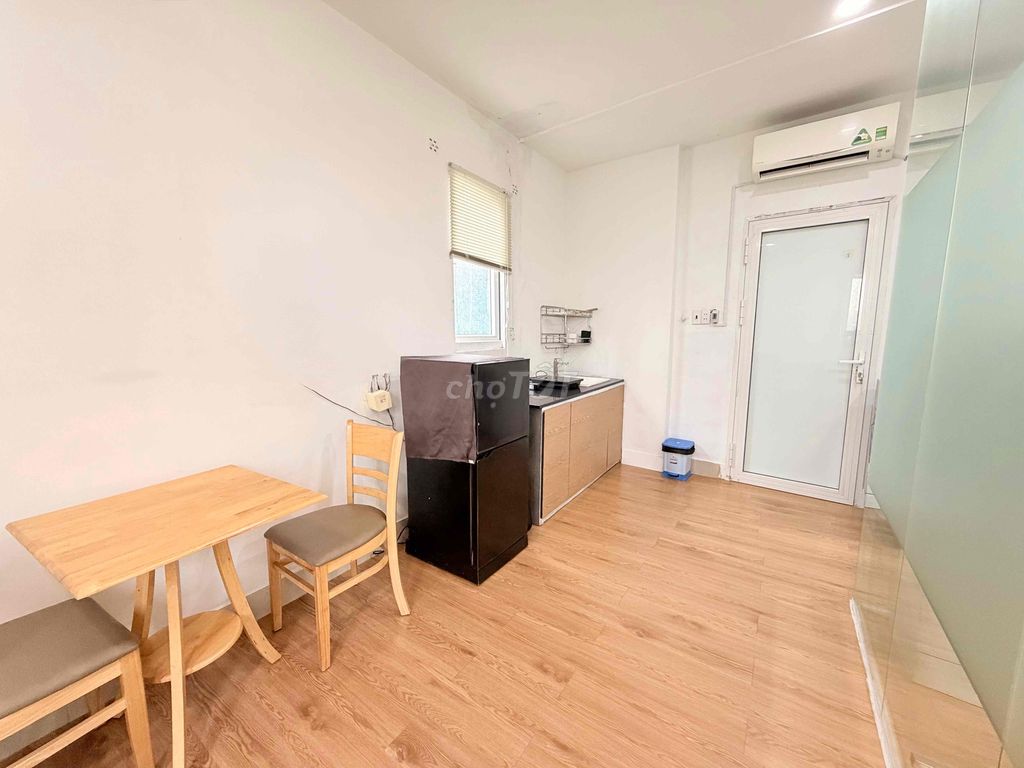 The mini apartment. One bedroom. 39 meters full of furniture costs 7.9 million a month.