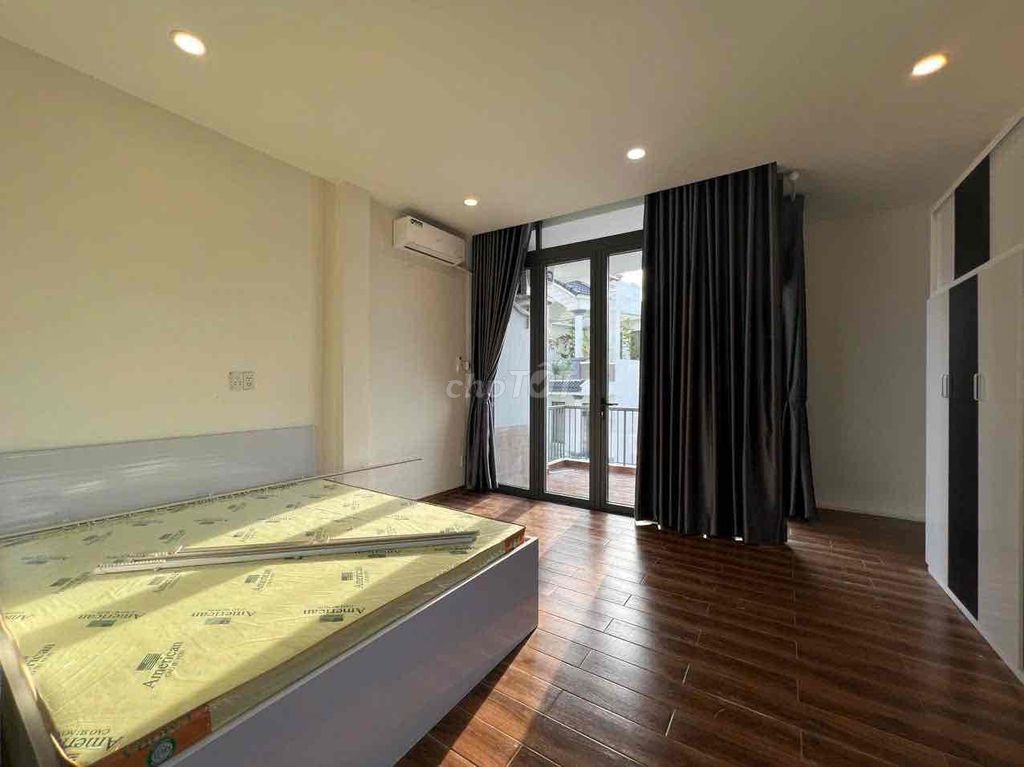 Nguyễn Thị Định balcony service apartment, Bình Trưng Tây District 2.