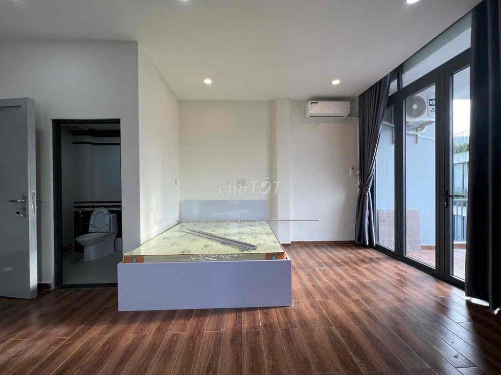 Nguyễn Thị Định balcony service apartment, Bình Trưng Tây District 2.