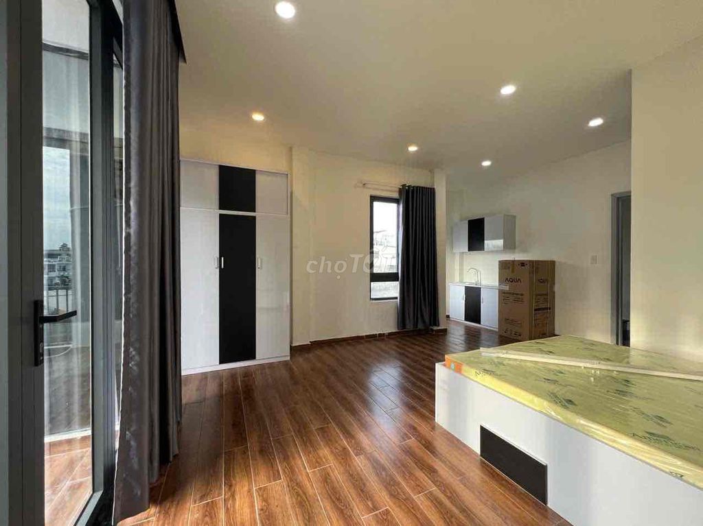 Nguyễn Thị Định balcony service apartment, Bình Trưng Tây District 2.