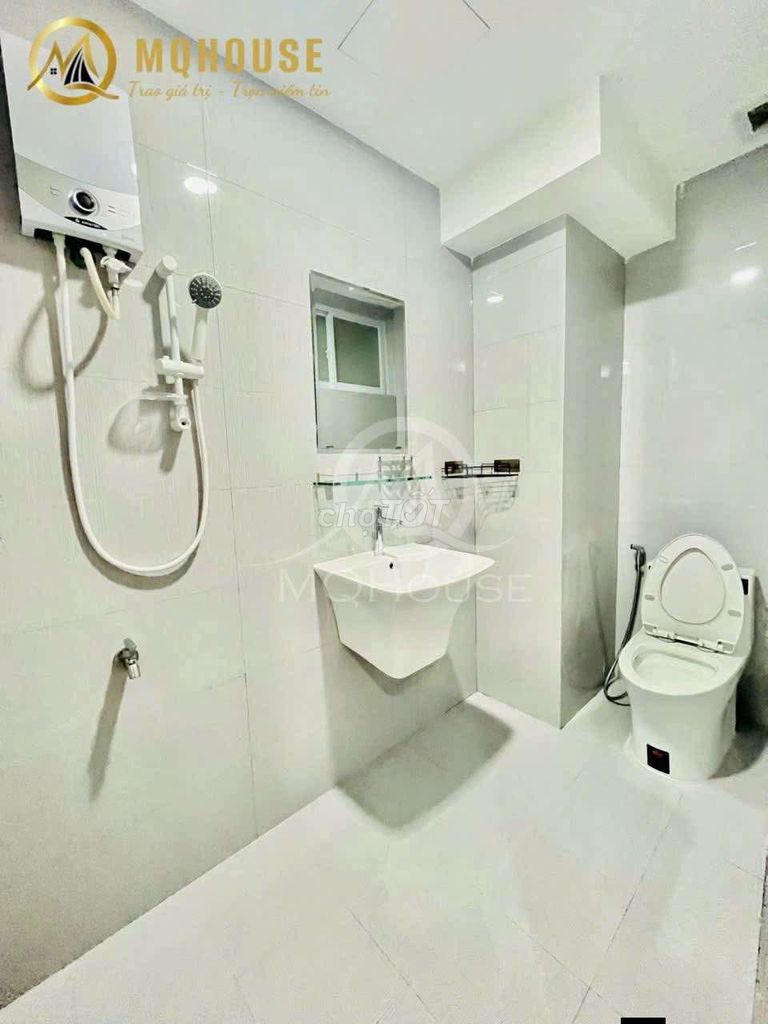 mini Studio apartment. Full interior + mgr. The ground floor cafe. Guard 24 hours
