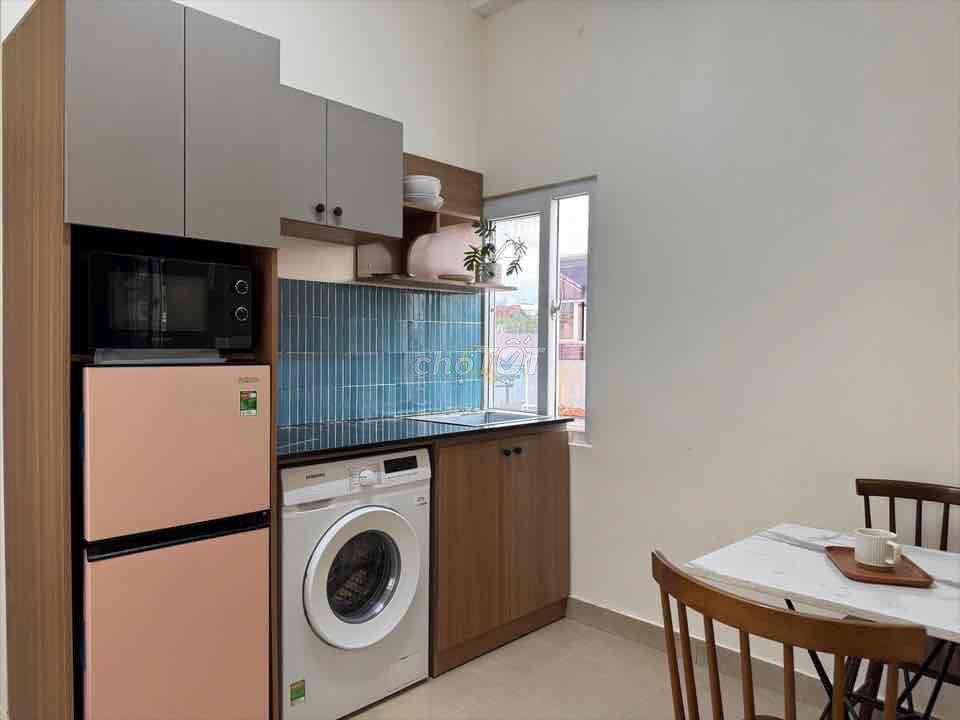 A balcony kitchen in the blue shop.