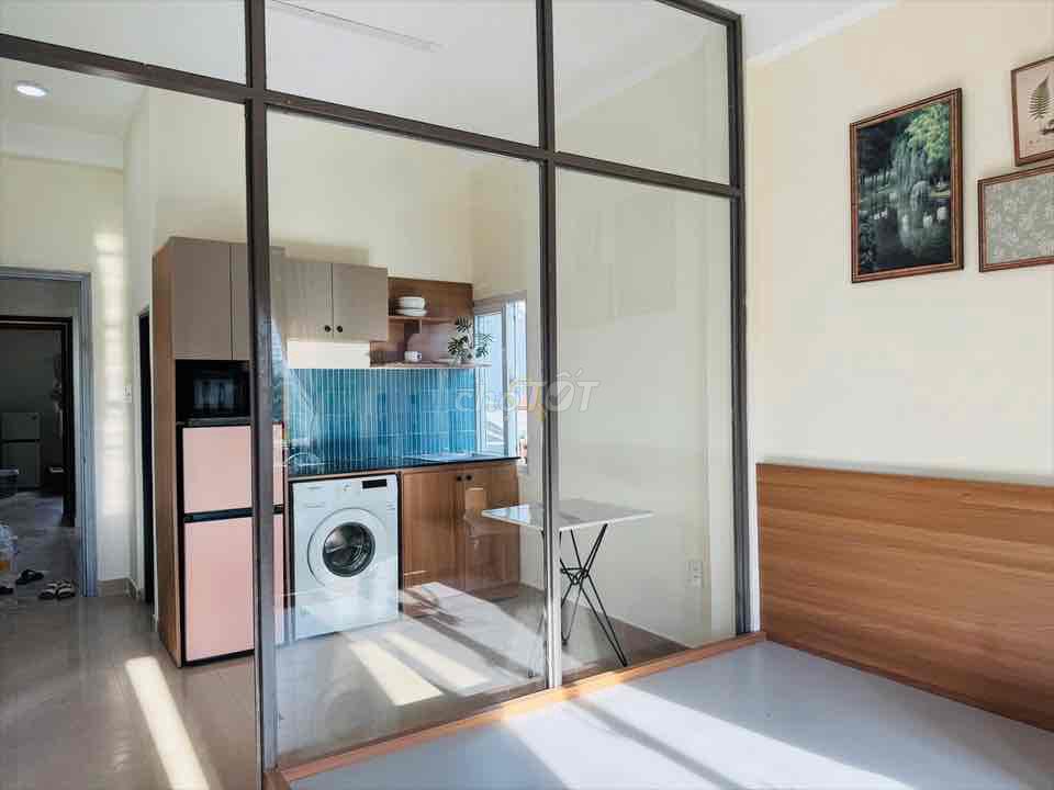 A balcony kitchen in the blue shop.