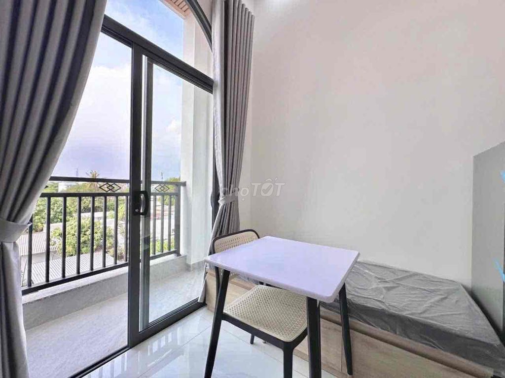 Opened apartment with a guard - near the constitution, the trade, K300.