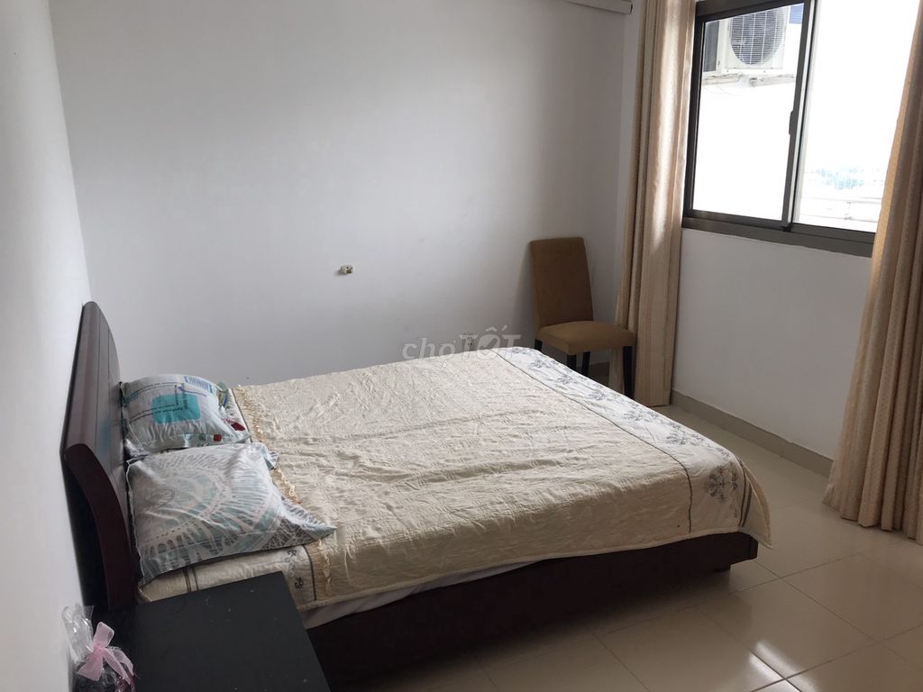 Rent a screc 81 M2 apartment for 14 million.