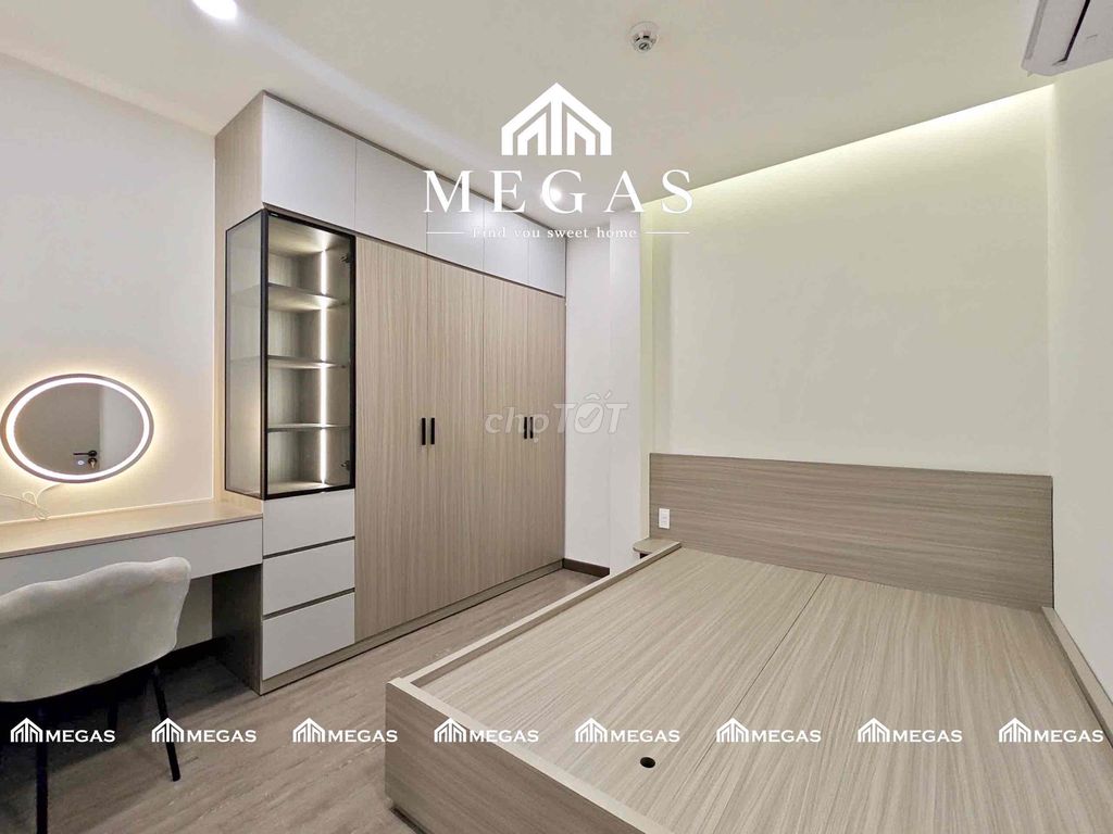 The apartment is a Kadc Himlam District 7 master design, luxry.