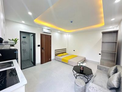 Room 30 m2_Studio balcony parkview street 52 Hoa Lan Paon Xen Long