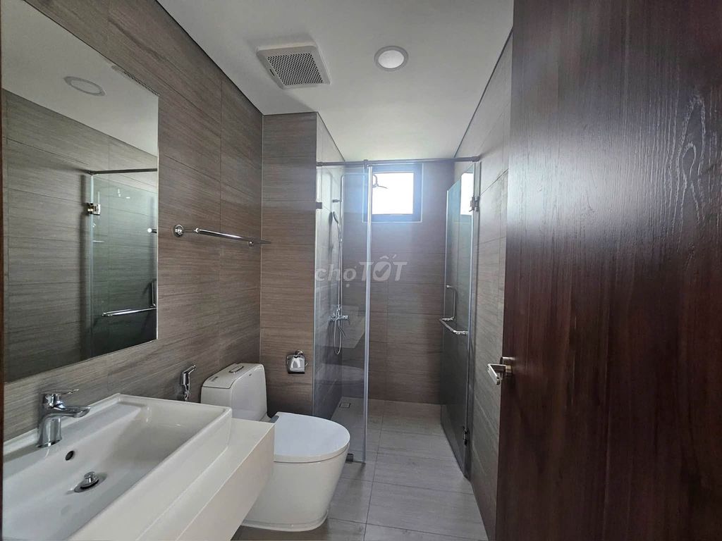 Rent Akari City Võ Văn Kiệt 92m2 3 bedrooms 2 senior cabinet toilets
