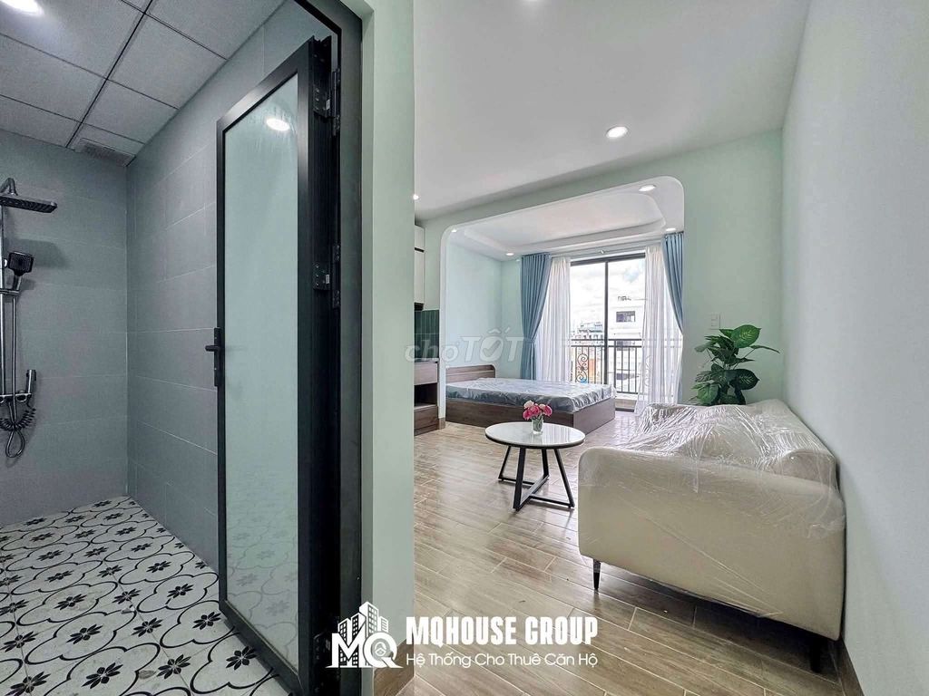 newly built apartment right next to the most painted airport available