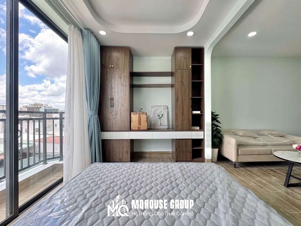 newly built apartment right next to the most painted airport available