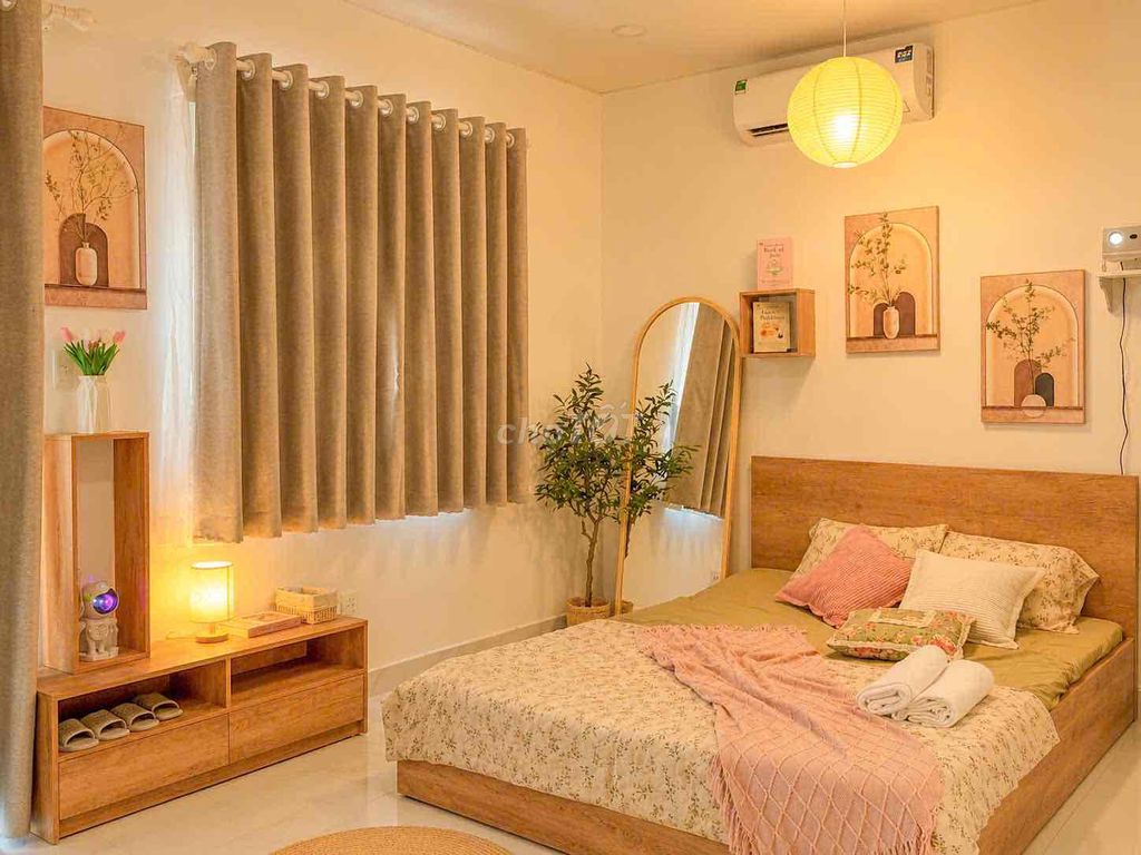To rent the Studio Full House Home Park