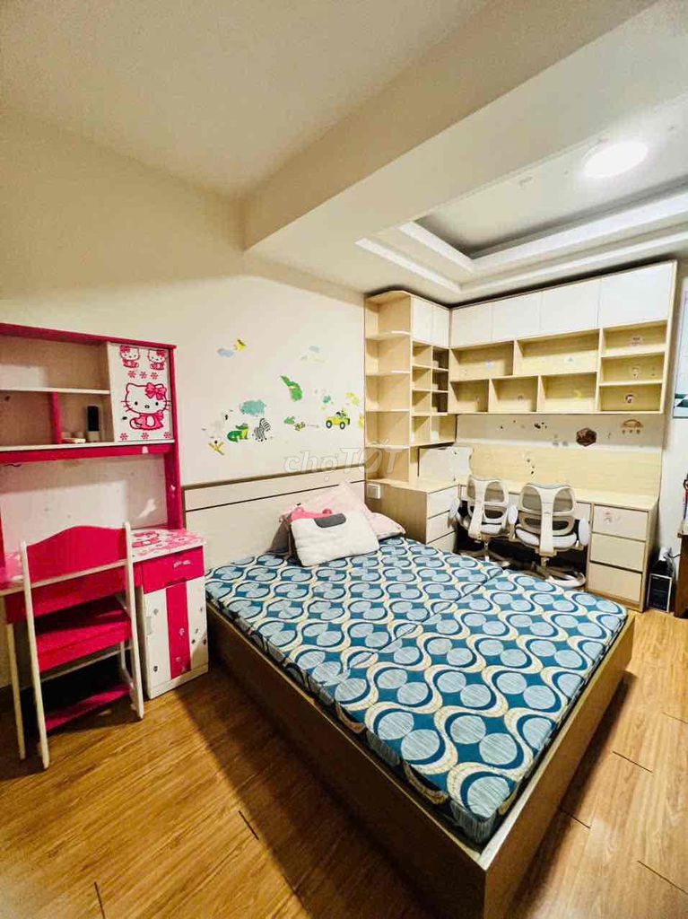 Rent a nice 7-Minevell-FullNT apartment.