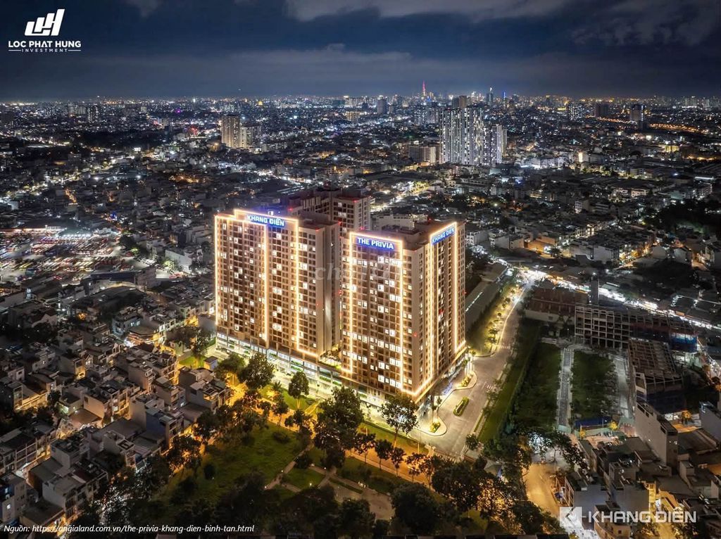 We'll rent out The Privia XLTium. 83 meters. Three bedrooms. Two beautiful new toilets.