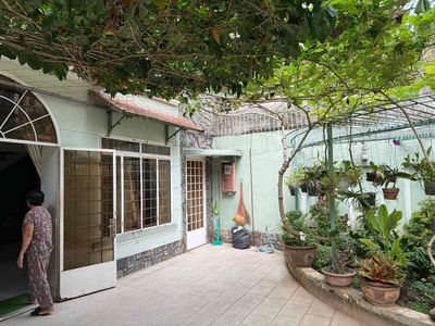 Rent a villa 2 Tân Bình of the Tan Sons of Sons of Sons of Sons. 60 million a month