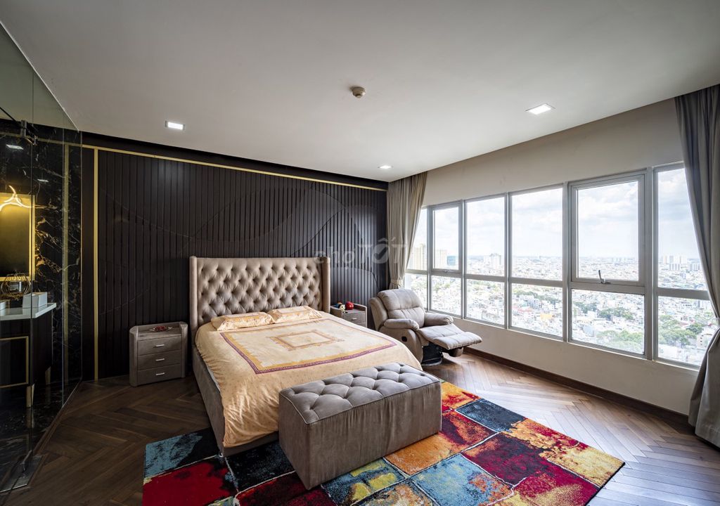 Rent the Penthouse Lữ Gia, 11th District 180 meters2, 4 bedrooms, 4 toilets, 25 million