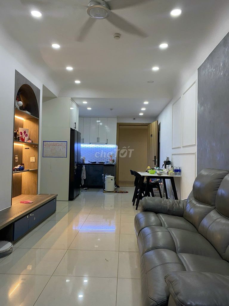 Need to rent EARC, 71 m2 bedrooms plus 2 toilets, Full interior, 14.5 million a month.