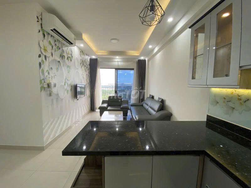 Rent apartment 2 bedrooms at 18.5 million views landmark 81, nice apartment rent.