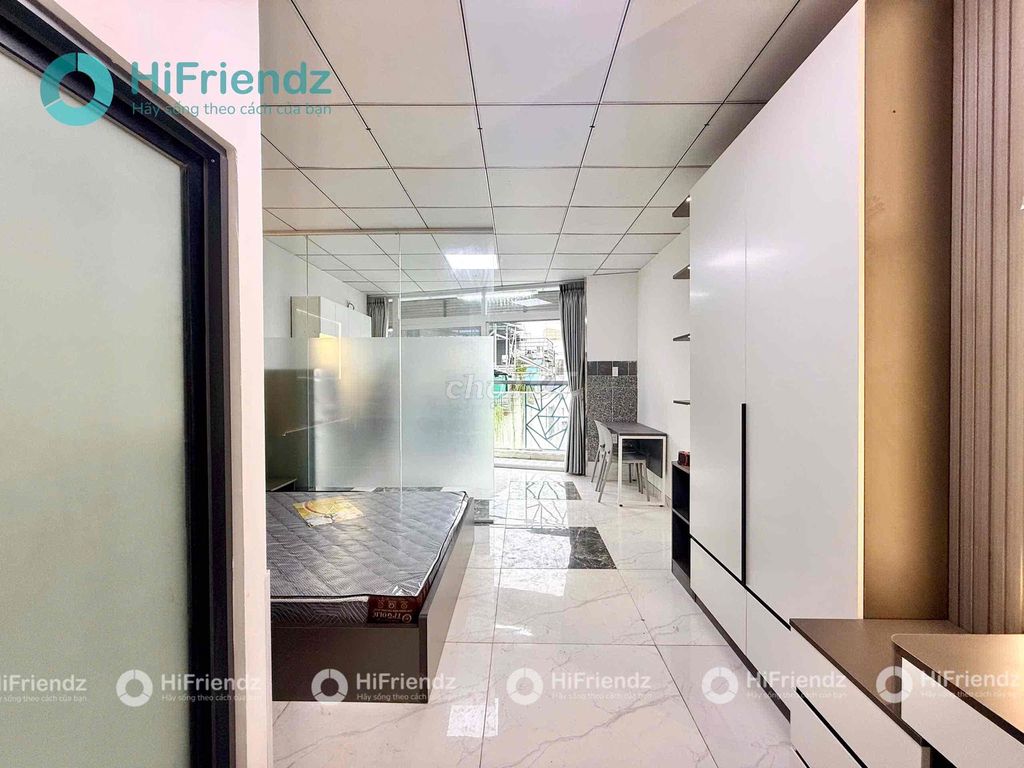 The high-level apartment is located in the center of Phú Nhuận.