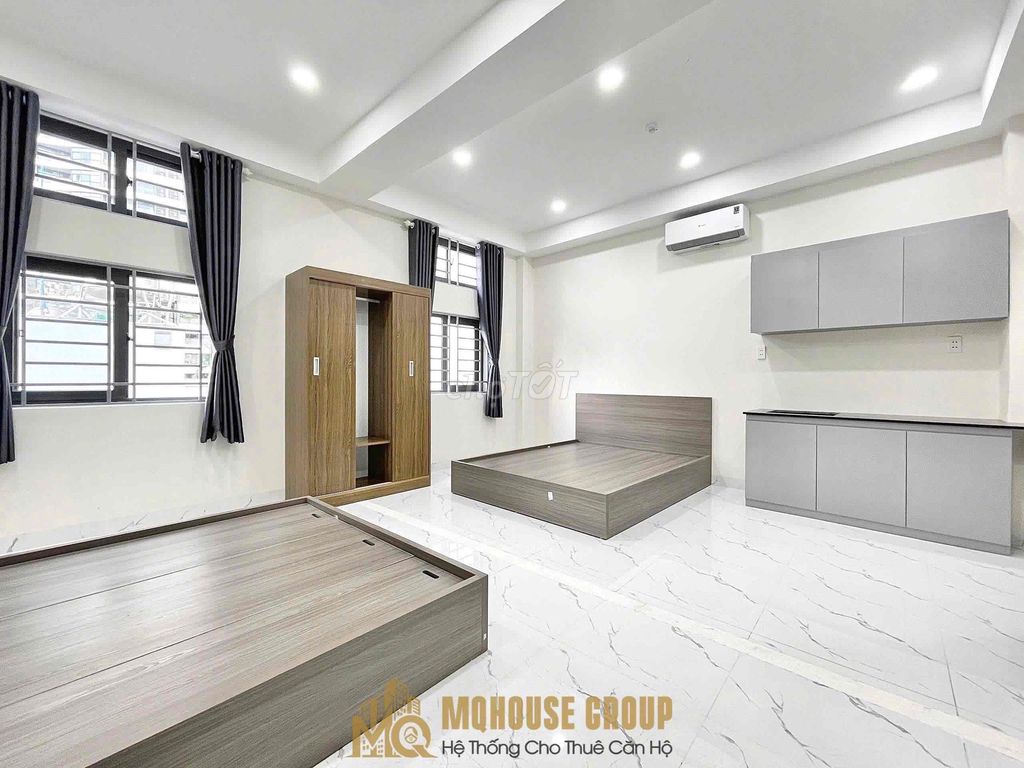 Tell Zhang 11 to set up a bedroom near the City of Mint, Leo-chong.