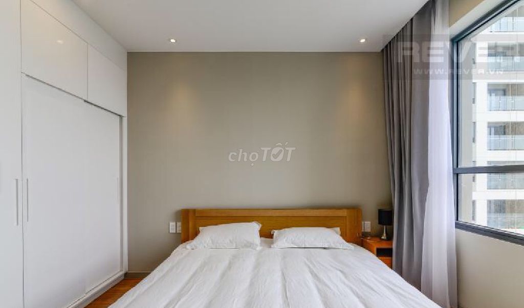 Rent the new Gold View two bedrooms, river view full of fine interiors available
