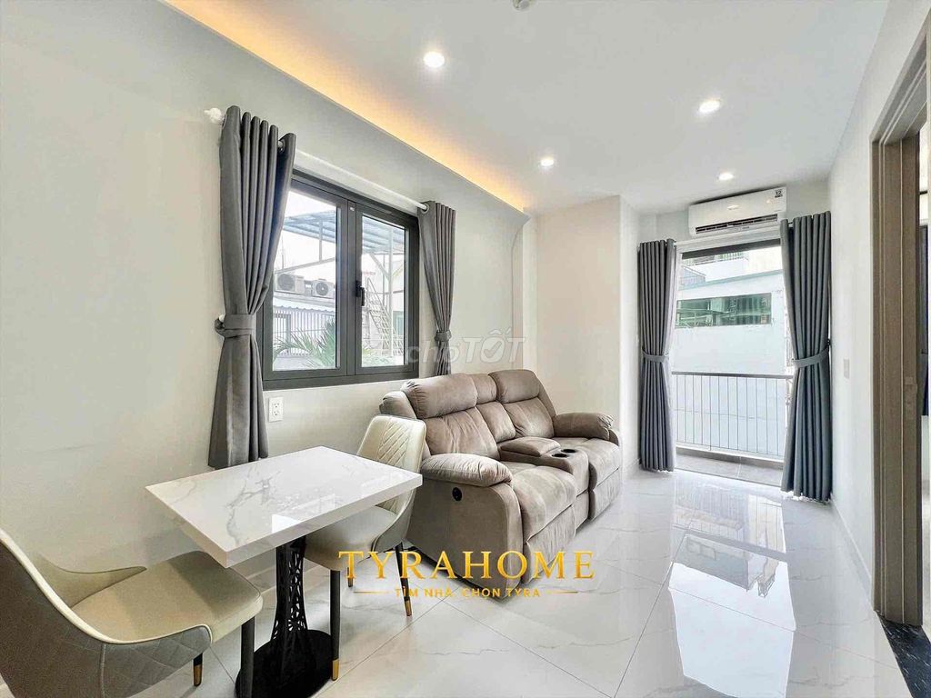 The 1st Bedroom, Detective, Cô Giang, District 1, Full Seven.
