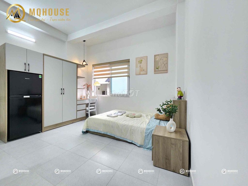 Window studio - price hssv - full interior - right in the sand