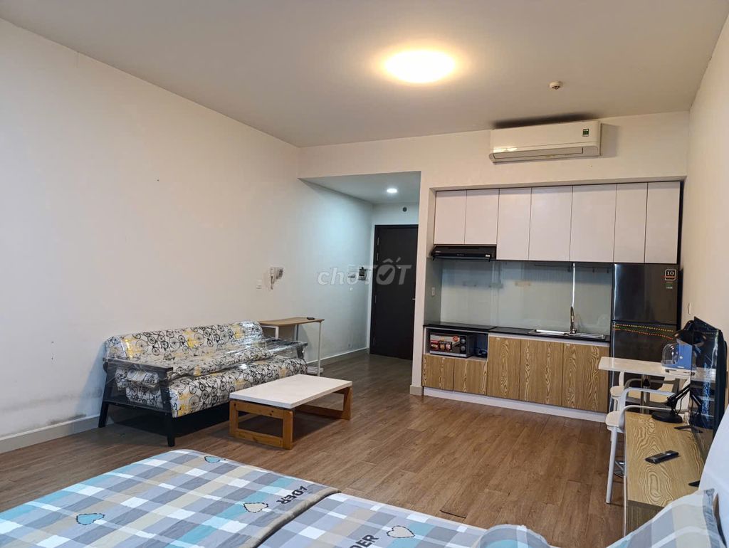 Renting studio/officetel Sunrise CityView District 7: 39 meters2. At 11.5 million.