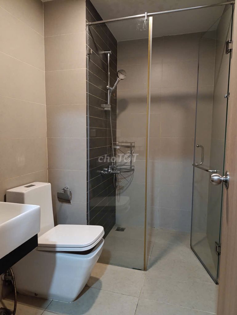 Renting studio/officetel Sunrise CityView District 7: 39 meters2. At 11.5 million.
