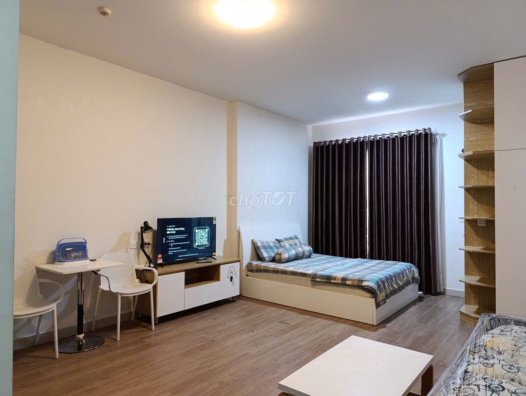 Renting studio/officetel Sunrise CityView District 7: 39 meters2. At 11.5 million.