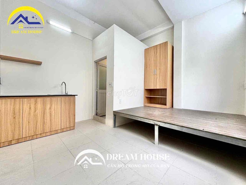 The studio apartment - balconctial interior - Tân Phú close to huit