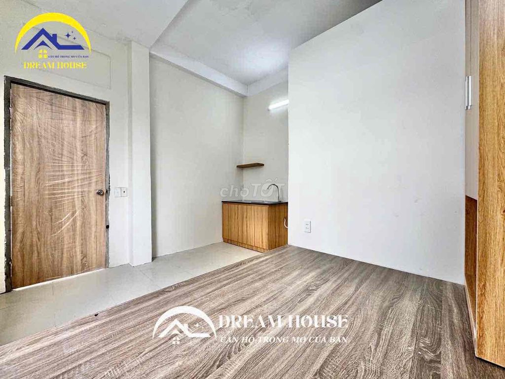 The studio apartment - balconctial interior - Tân Phú close to huit