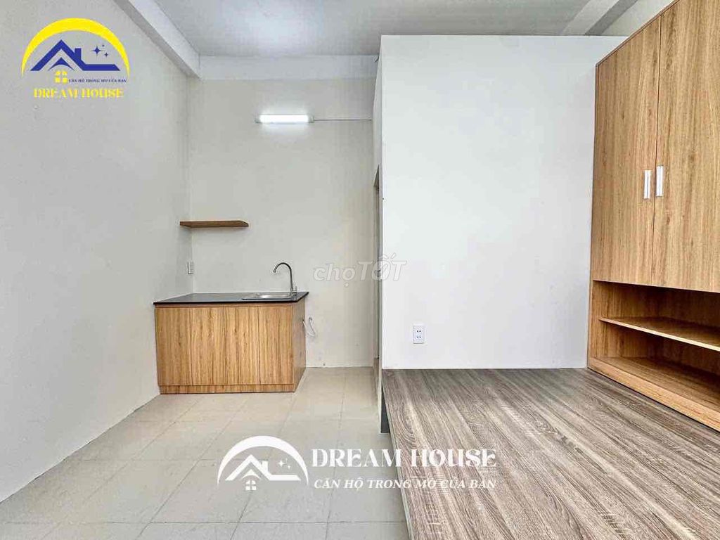 The studio apartment - balconctial interior - Tân Phú close to huit