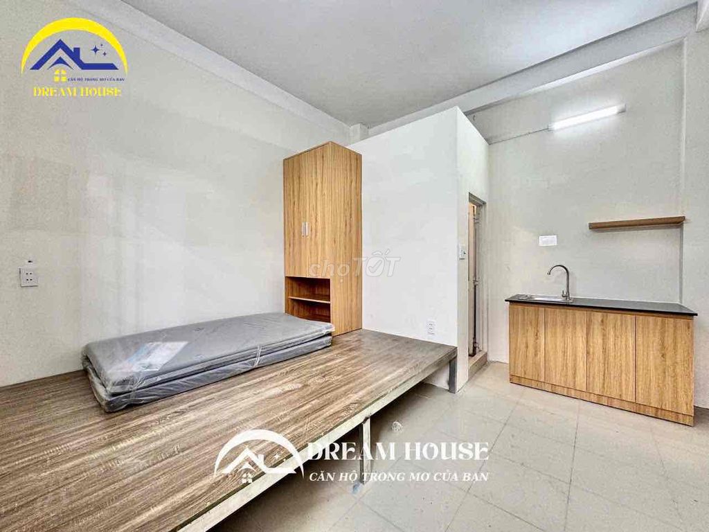 The studio apartment - balconctial interior - Tân Phú close to huit