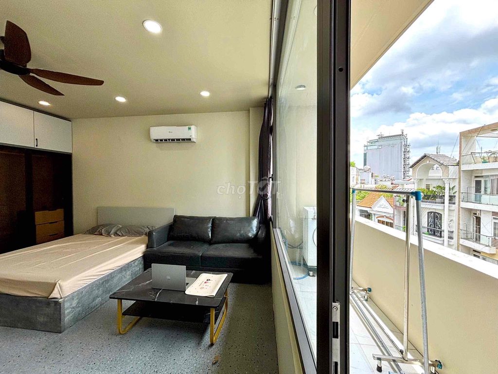 One bedroom - balcony, kitchen cup - there's private washing machine, full interior