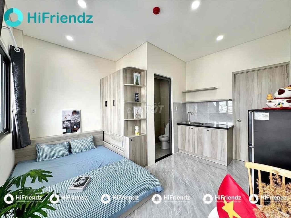 District 2 apartment Full Seven, near Saigon Bridge.