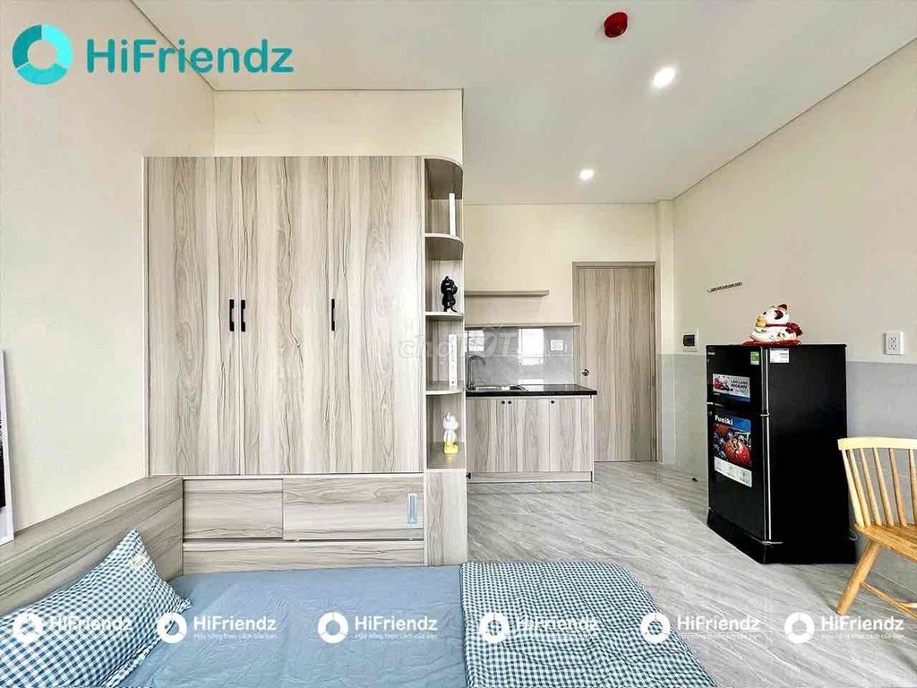 District 2 apartment Full Seven, near Saigon Bridge.