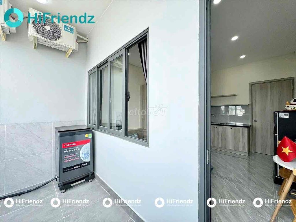 District 2 apartment Full Seven, near Saigon Bridge.