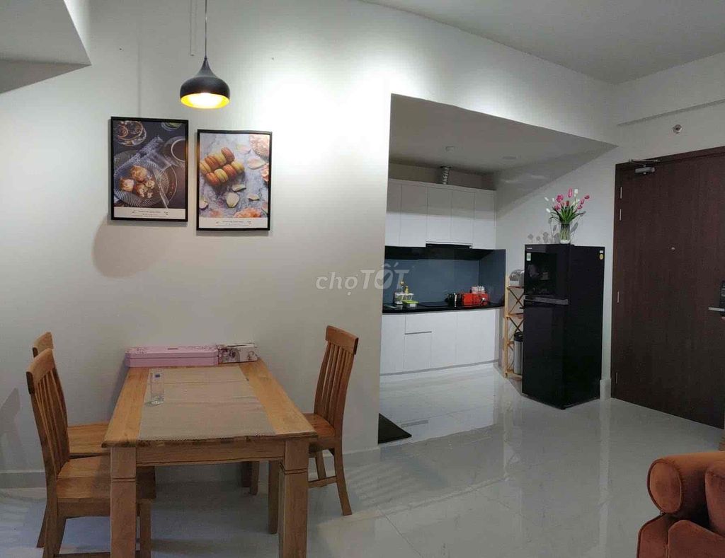 Rent the apartment full of furniture only 10 million and 5 in 8th.
