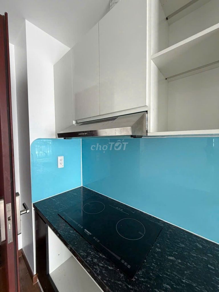 Piffy ten-13 District 12. area 65 meters 2 bedrooms. ntcb.8.5 million.