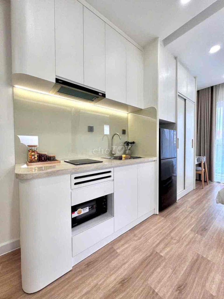 studio apartment - full interior of 7 - New 100%.