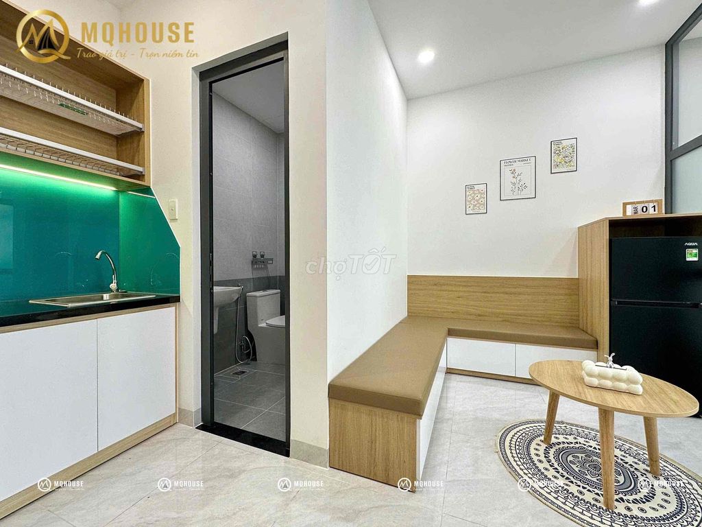 A public bedroom with a GRIGRIGRI right there in ETown Republic