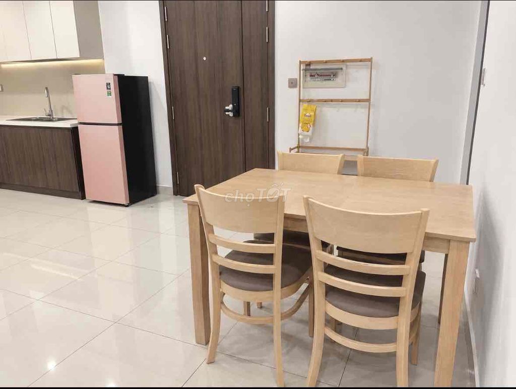 Two new full-time bedrooms 100% new. View home 24/7