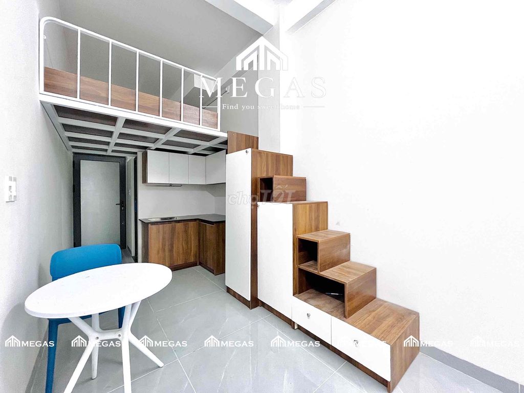Tell Zhang Duplex to be 100% right on Thạch Lam.
