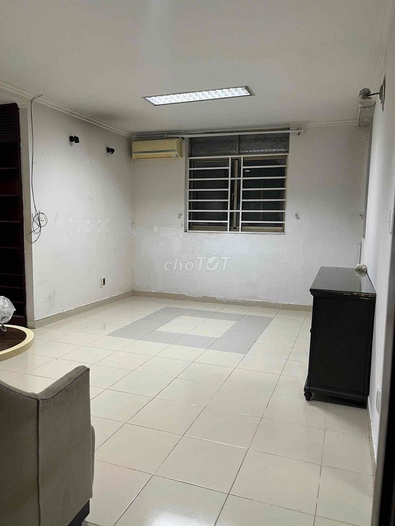 Renting Coopmart 974 A Trường Sa Phú Nhuận 2 bedrooms, 14 million