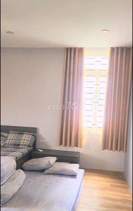Penhouse Lữ Gia Plaza, District 11 180 M2 rent only 25 million.