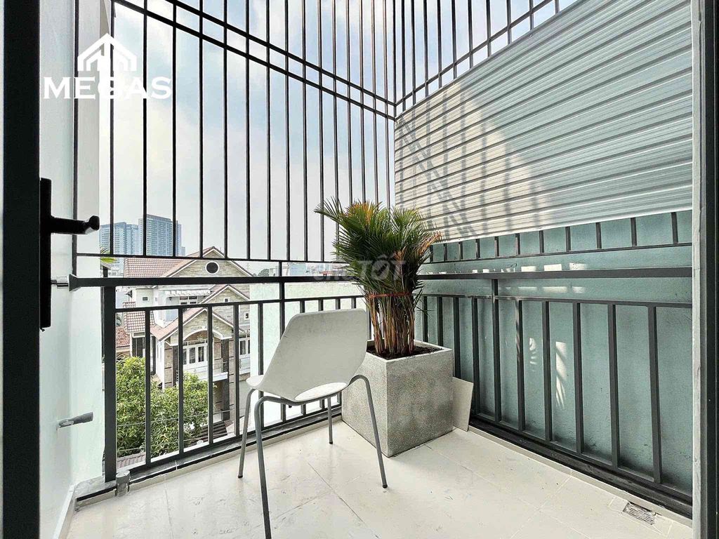 Rent a high-security apartment right now.