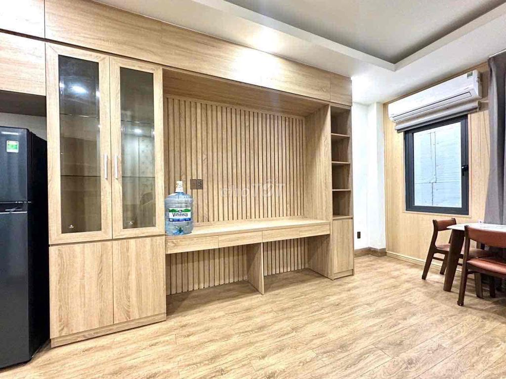 50 meters high-end service apartment on Cộng Hoà.